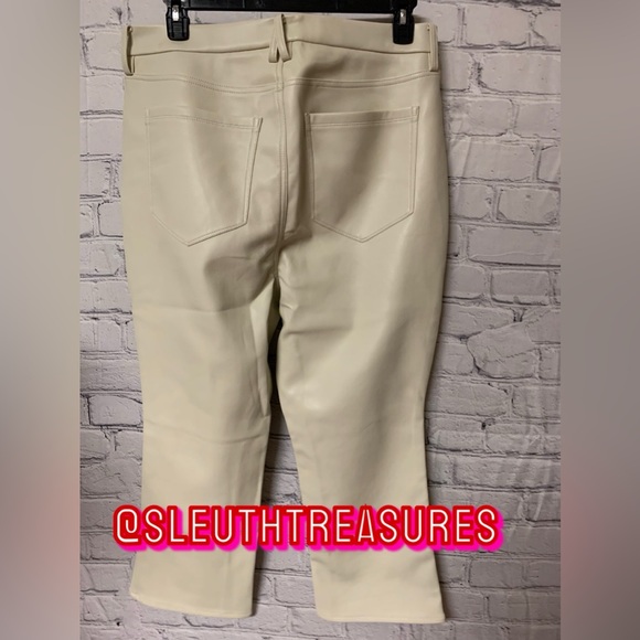 NWT Good American Good Legs Crop Mini Boot Pants in Bone (Ivory) Size 16 - Picture 2 of 4